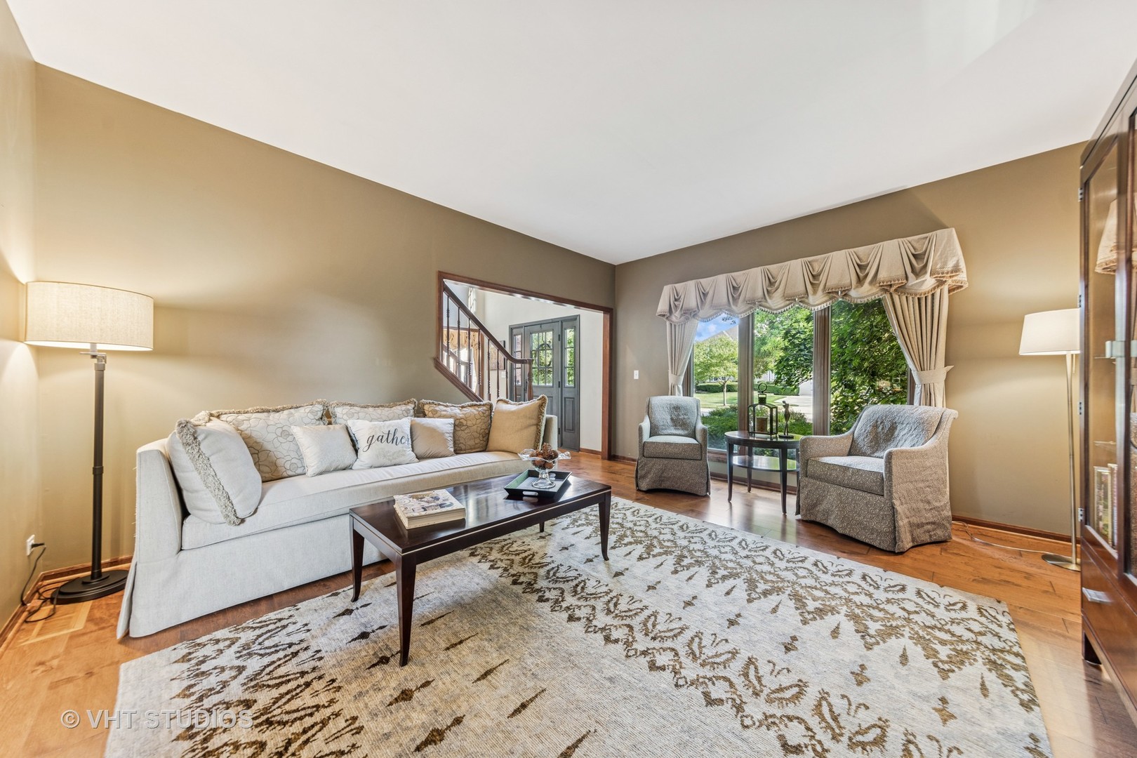 1343 Dunrobin Road Naperville, IL 60540 - Photo 18 of 65 Gallery Image 18
