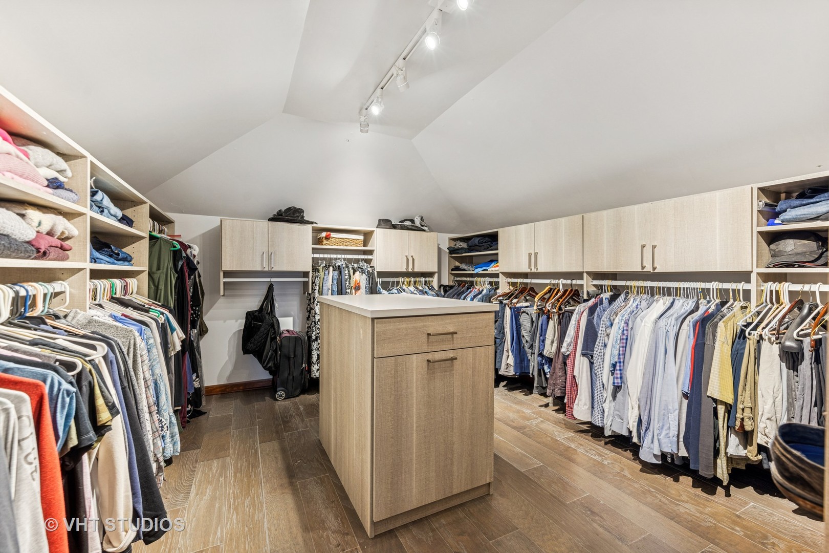 1343 Dunrobin Road Naperville, IL 60540 - Photo 29 of 65 Gallery Image 29