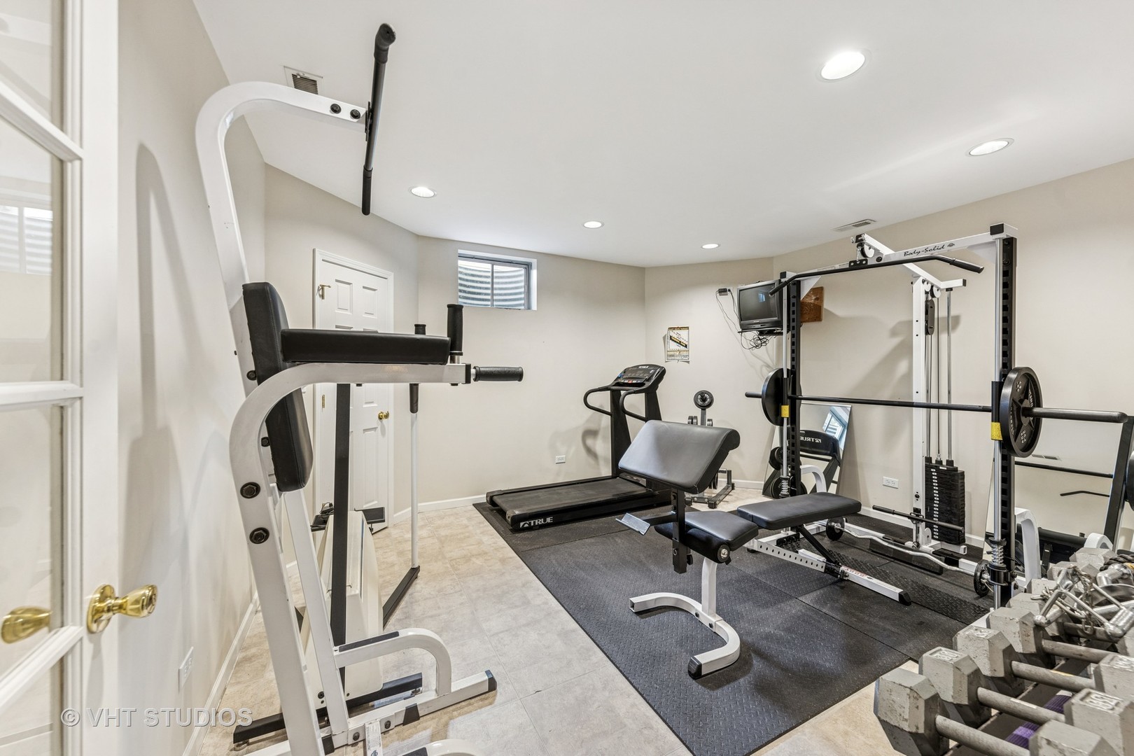1343 Dunrobin Road Naperville, IL 60540 - Photo 38 of 65 Gallery Image 38