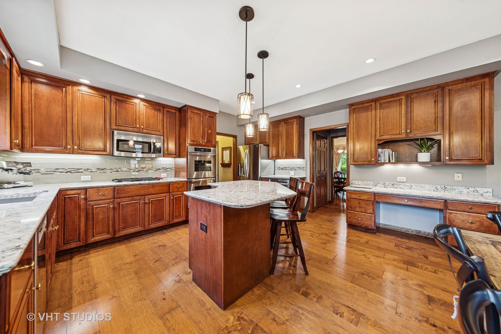 1343 Dunrobin Road Naperville, IL 60540 - Photo 8 of 65 Gallery Image 8