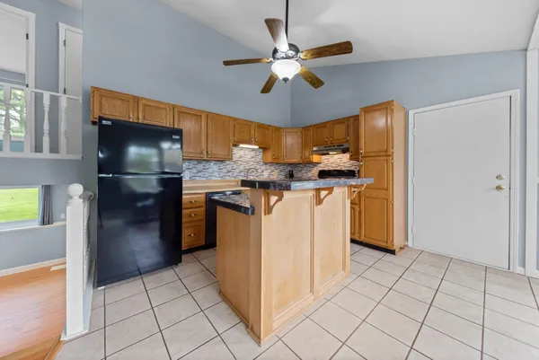 $279,500 | 311 Oak Tree Drive, Clinton, MI 49236
