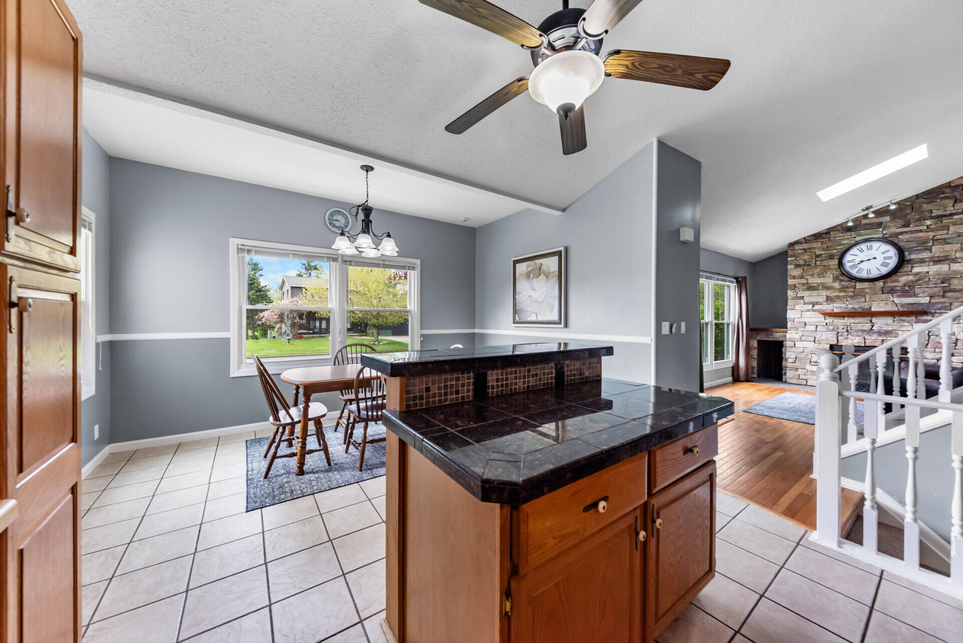 311 Oak Tree Drive Clinton, MI 49236 - Photo 15 of 57 023_27