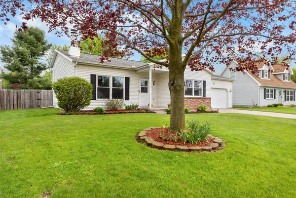 $279,500 | 311 Oak Tree Drive, Clinton, MI 49236