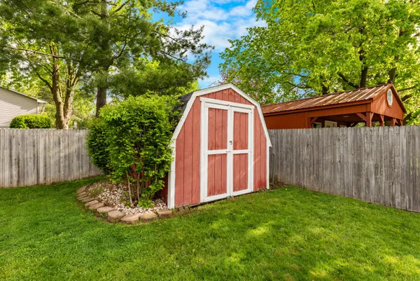 $279,500 | 311 Oak Tree Drive, Clinton, MI 49236