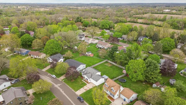 $279,500 | 311 Oak Tree Drive, Clinton, MI 49236