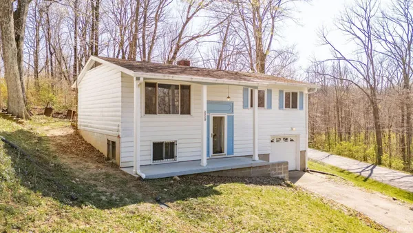 $199,900 | 2529 East Ridgewood Street, New Castle, IN 47362