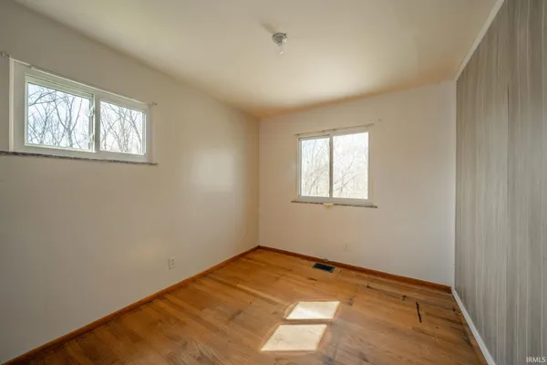 $199,900 | 2529 East Ridgewood Street, New Castle, IN 47362
