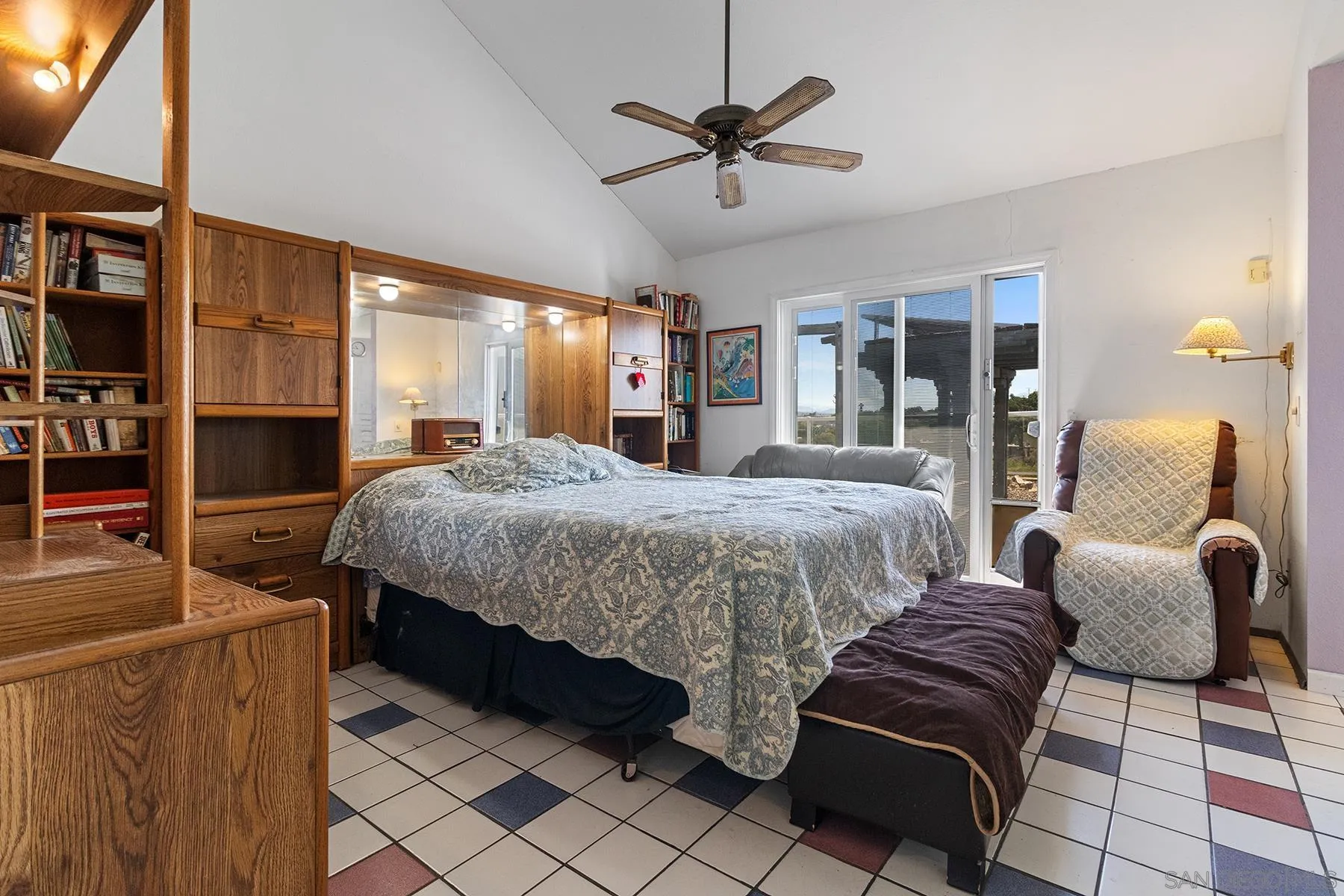 10056 Rothgard Road Spring Valley, CA 91977 - Photo 23 of 41 Gallery Image 23
