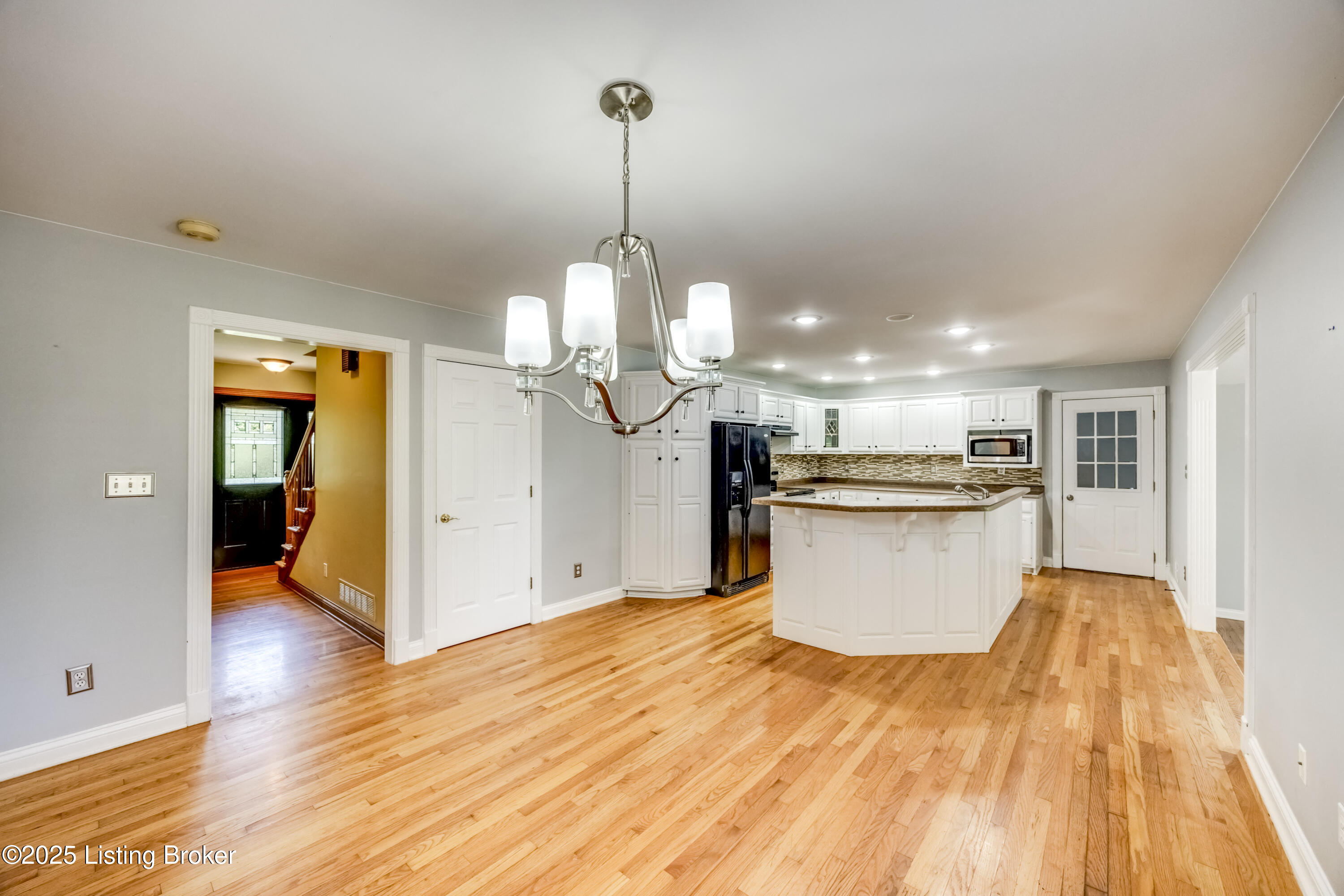 1124 Foxfire Road Bardstown, KY 40004 - Photo 18 of 55 2Y0A3544-A-Edit