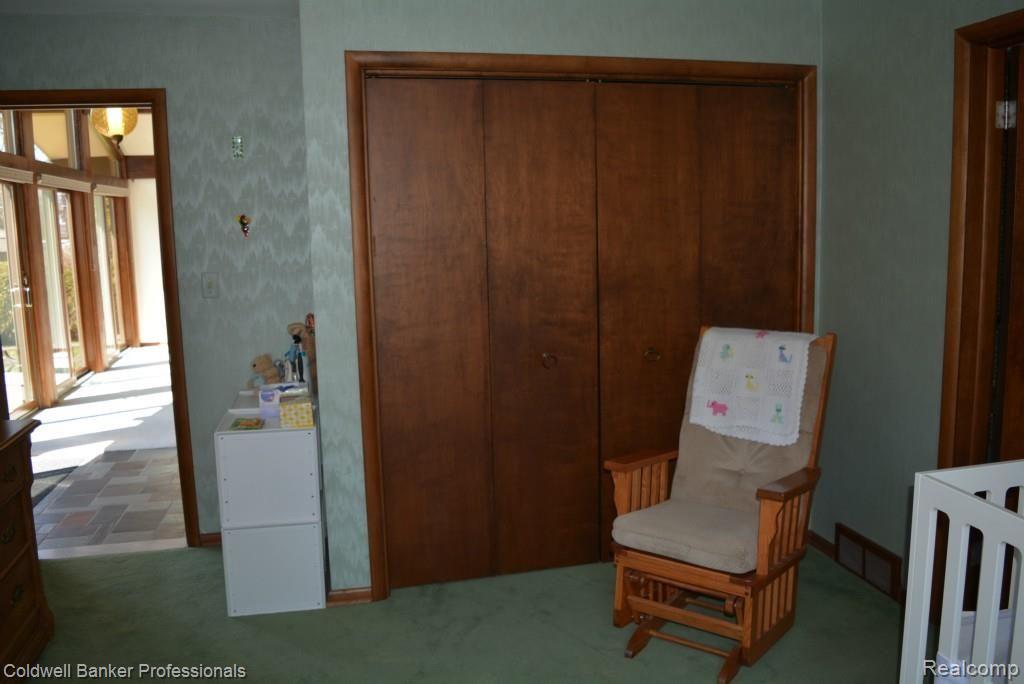7 Roslyn Road Grosse Pointe, MI 48236 - Photo 21 of 41 DSC_1272.jpg
