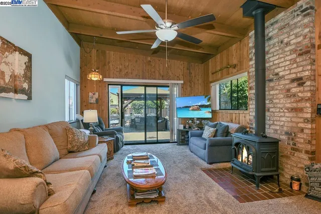 $949,800 | 1311 Via Manzanas, San Lorenzo, CA 94580