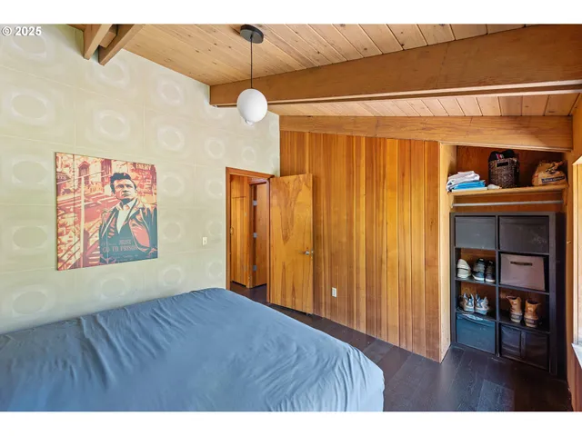 $750,000 | 705 Ohio Avenue Northeast, Bandon, OR 97411