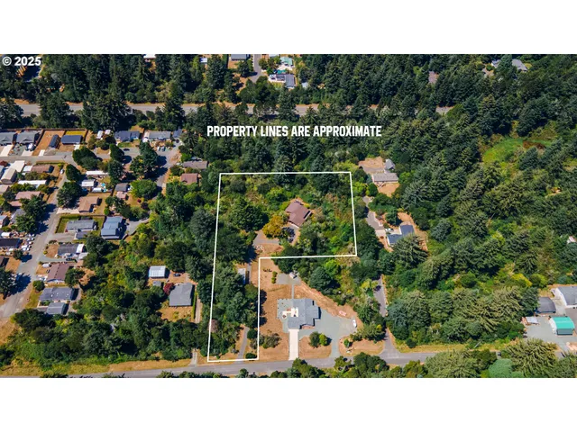 $750,000 | 705 Ohio Avenue Northeast, Bandon, OR 97411