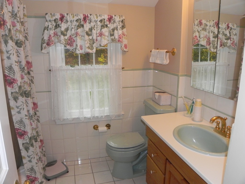 8 Rockland Road Danvers, MA 01923 - Photo 23 of 30 Gallery Image 23