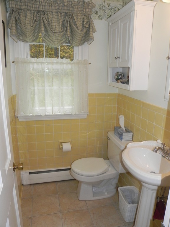 8 Rockland Road Danvers, MA 01923 - Photo 27 of 30 Gallery Image 27