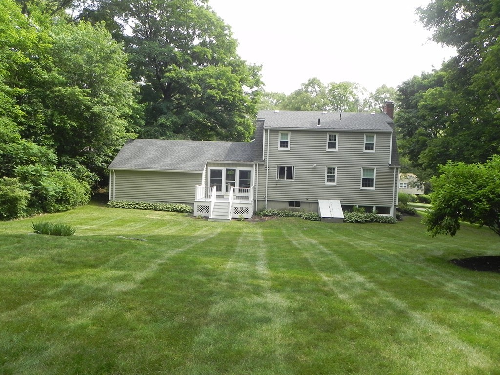 8 Rockland Road Danvers, MA 01923 - Photo 5 of 30 Gallery Image 5