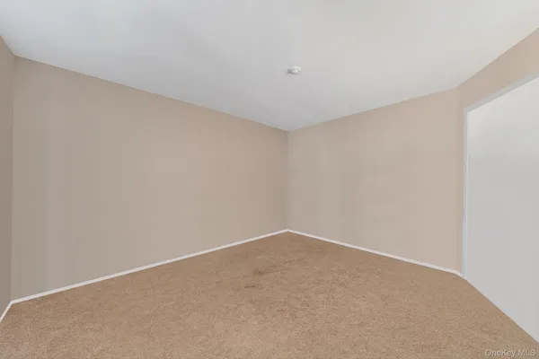 $229,000 | 222 Pointe Circle North, Unit 2, Coram, NY 11727