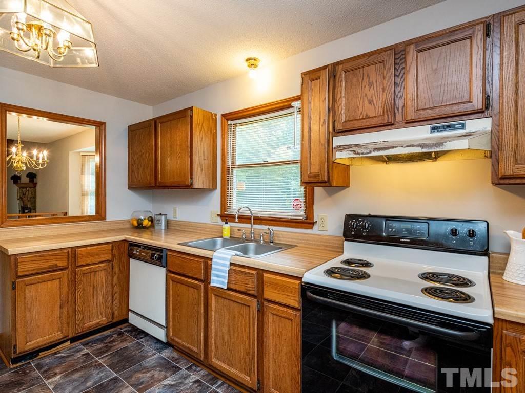 4602 Nesbit Court Raleigh, NC 27616 - Photo 7 of 30 Gallery Image 7