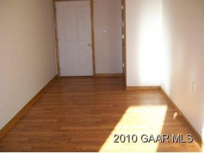 2626 Jackson River Road Covington, VA 24426 - Photo 8 of 10 Gallery Image 8