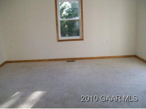 2626 Jackson River Road Covington, VA 24426 - Photo 9 of 10 Gallery Image 9