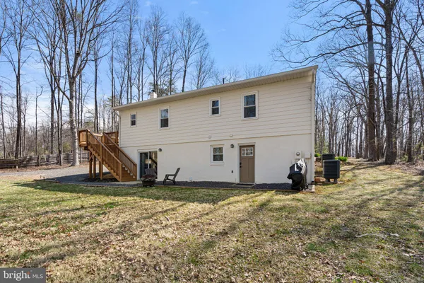 $2,350 | 7258 Baldwin Ridge Road, Unit B, Warrenton, VA 20187