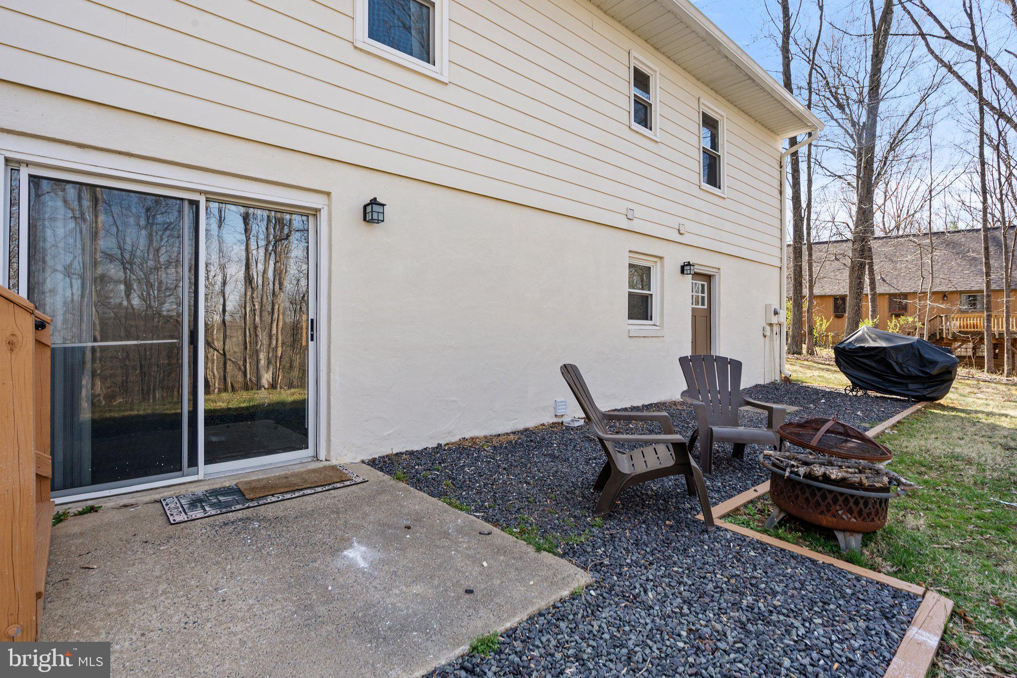 7258 Baldwin Ridge Road, Unit B Warrenton, VA 20187 - Photo 7 of 36