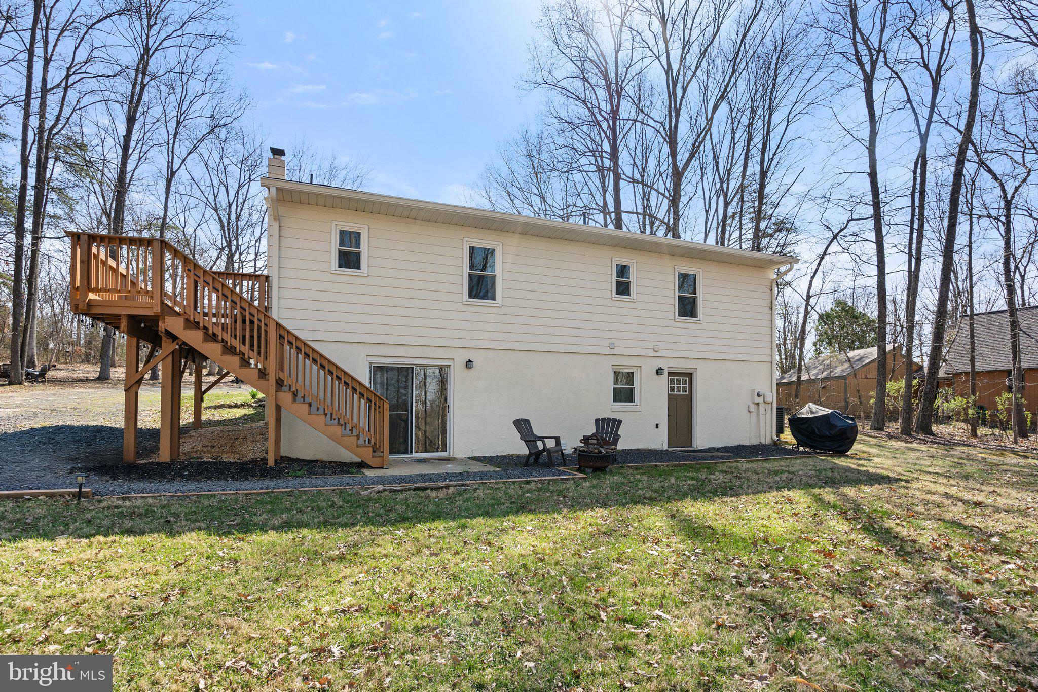 7258 Baldwin Ridge Road, Unit B Warrenton, VA 20187 - Photo 10 of 36