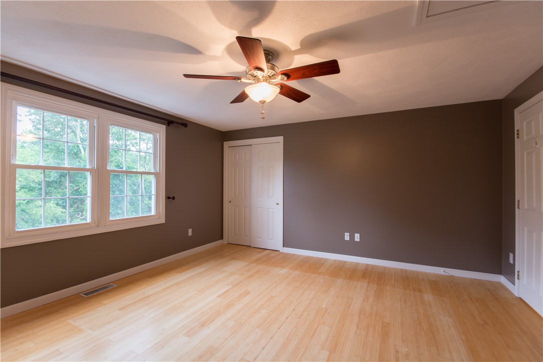 5804 Post Road, Unit 8 Warwick, RI 02818 - Photo 8 of 17