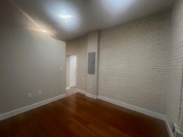 $2,975 | 33 3rd Avenue, Unit U214, Boston, MA 02129