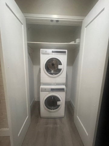 33 3rd Avenue, Unit U214 Boston, MA 02129 - Photo 14 of 17 a utility room with dryer and washer