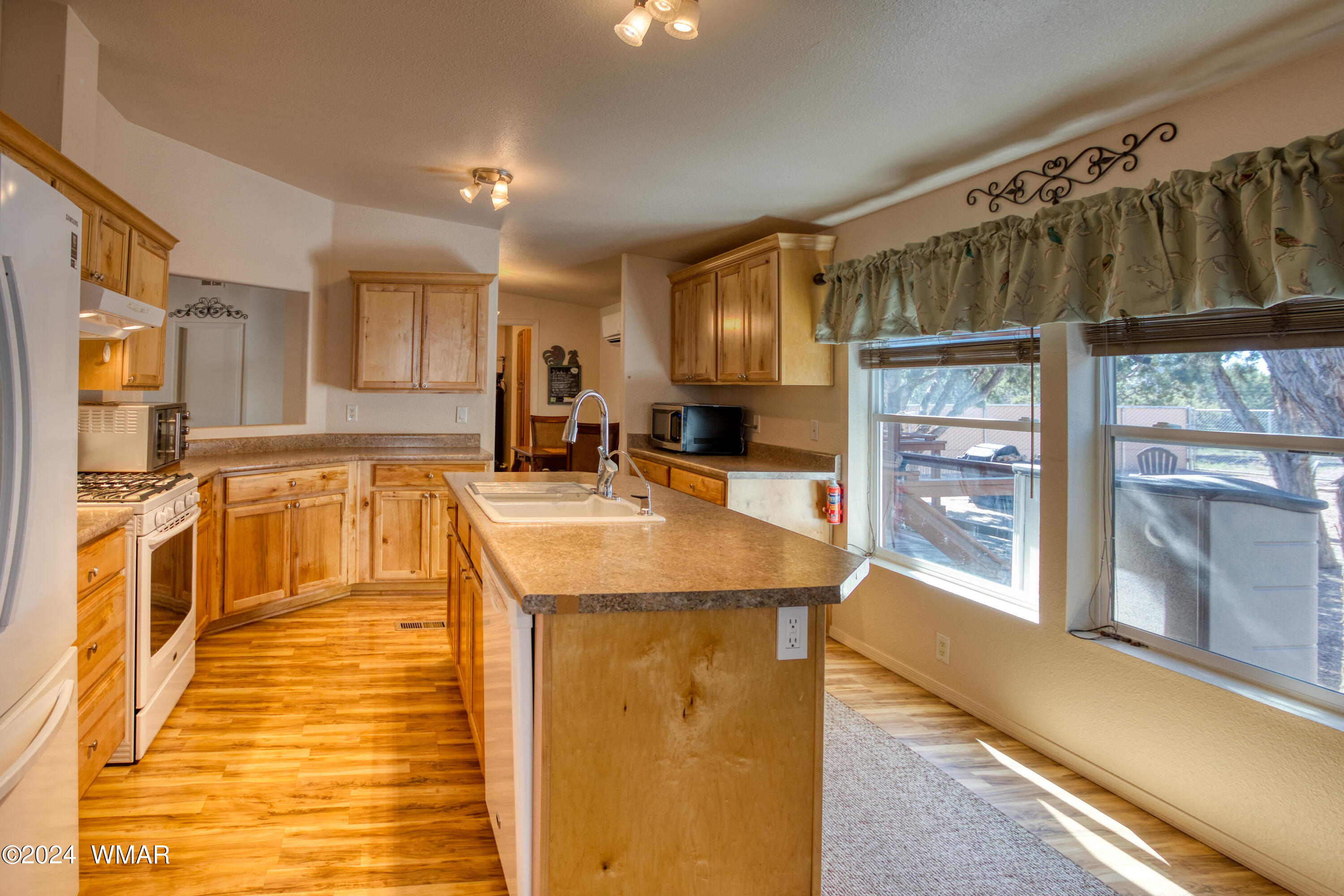 6967 Thomas Ranch Road Show Low, AZ 85901 - Photo 5 of 17 Gallery Image 5