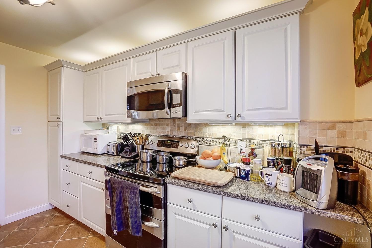 7786 Cooper Road Montgomery, OH 45242 - Photo 11 of 37 Gallery Image 11