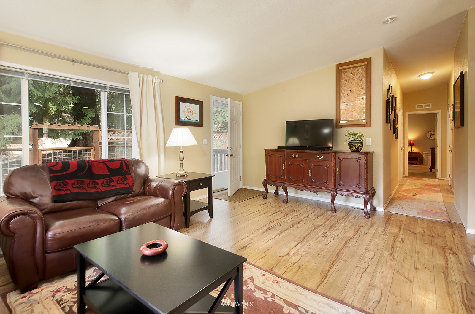 7882 Decatur Avenue Clinton, WA 98236 - Photo 16 of 37 Gallery Image 16