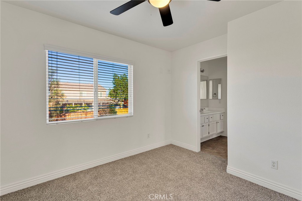 13653 Cobalt Road Victorville, CA 92392 - Photo 47 of 53
