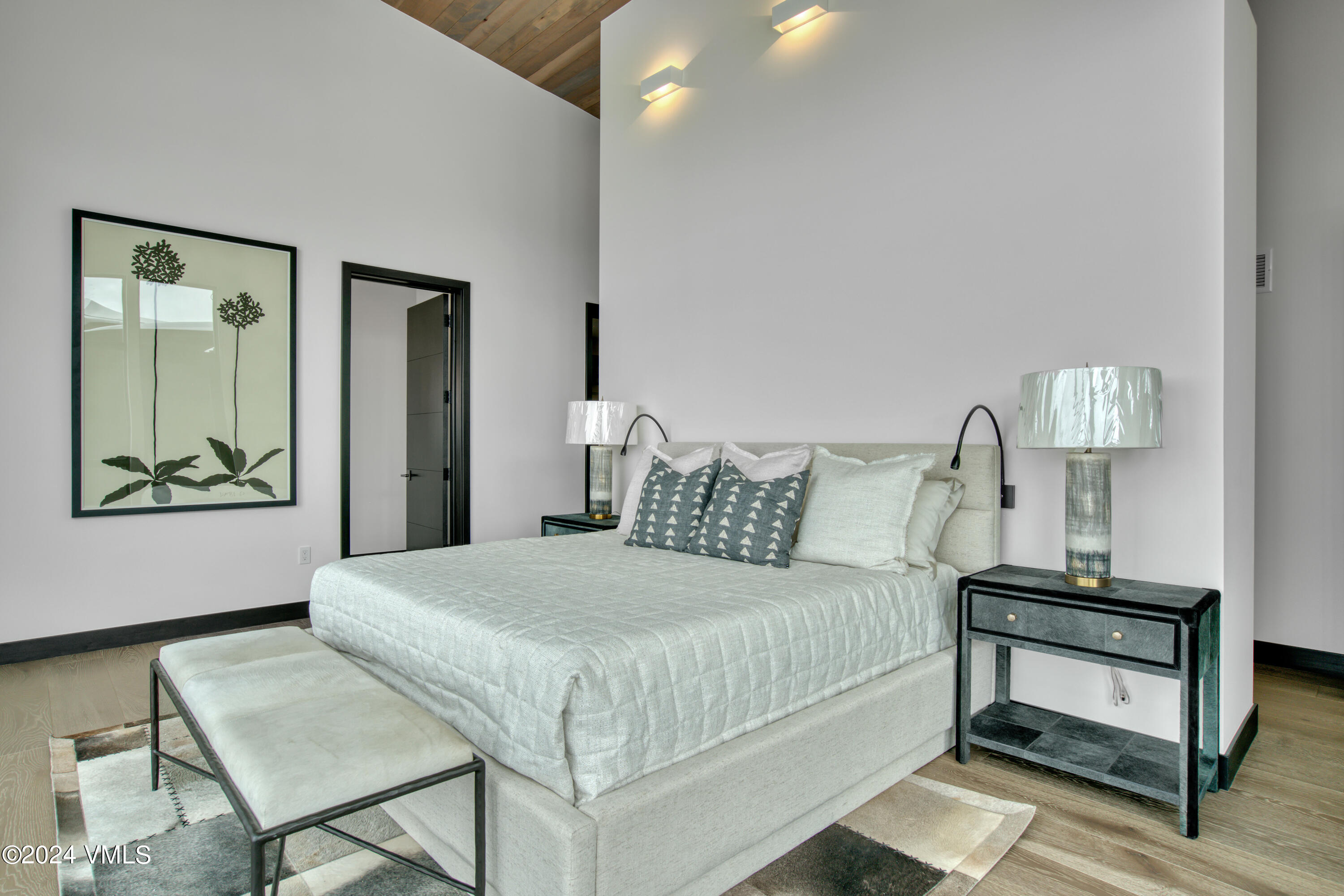 643 Chiming Bells Avon, CO 81620 - Photo 21 of 39 643 Chiming Bells primary bed