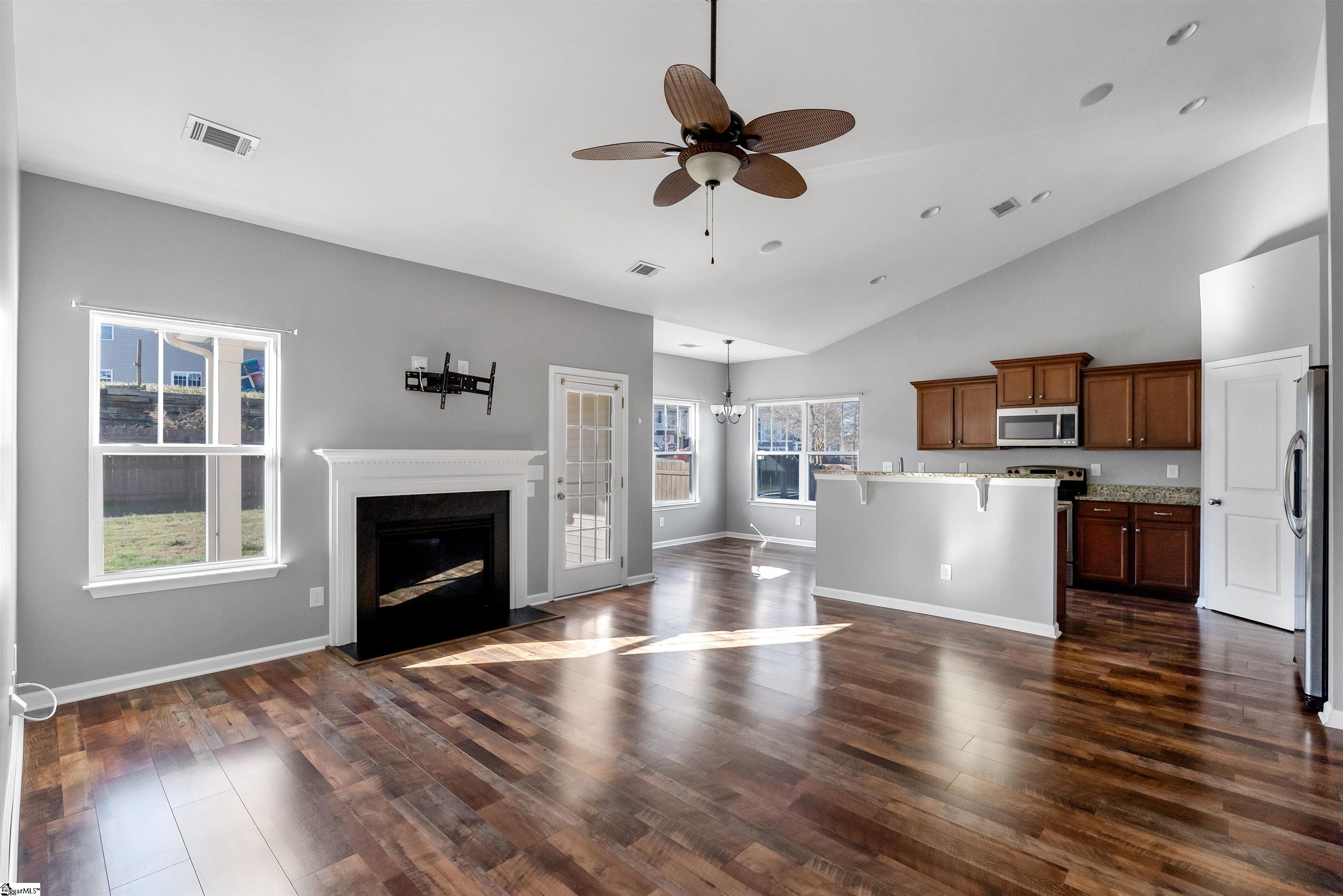 109 Withington Boulevard Simpsonville, SC 29681 - Photo 3 of 22