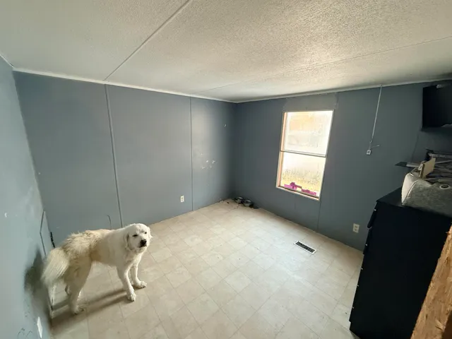 $69,000 | 9 McCusker Place, Claremont, NH 03743