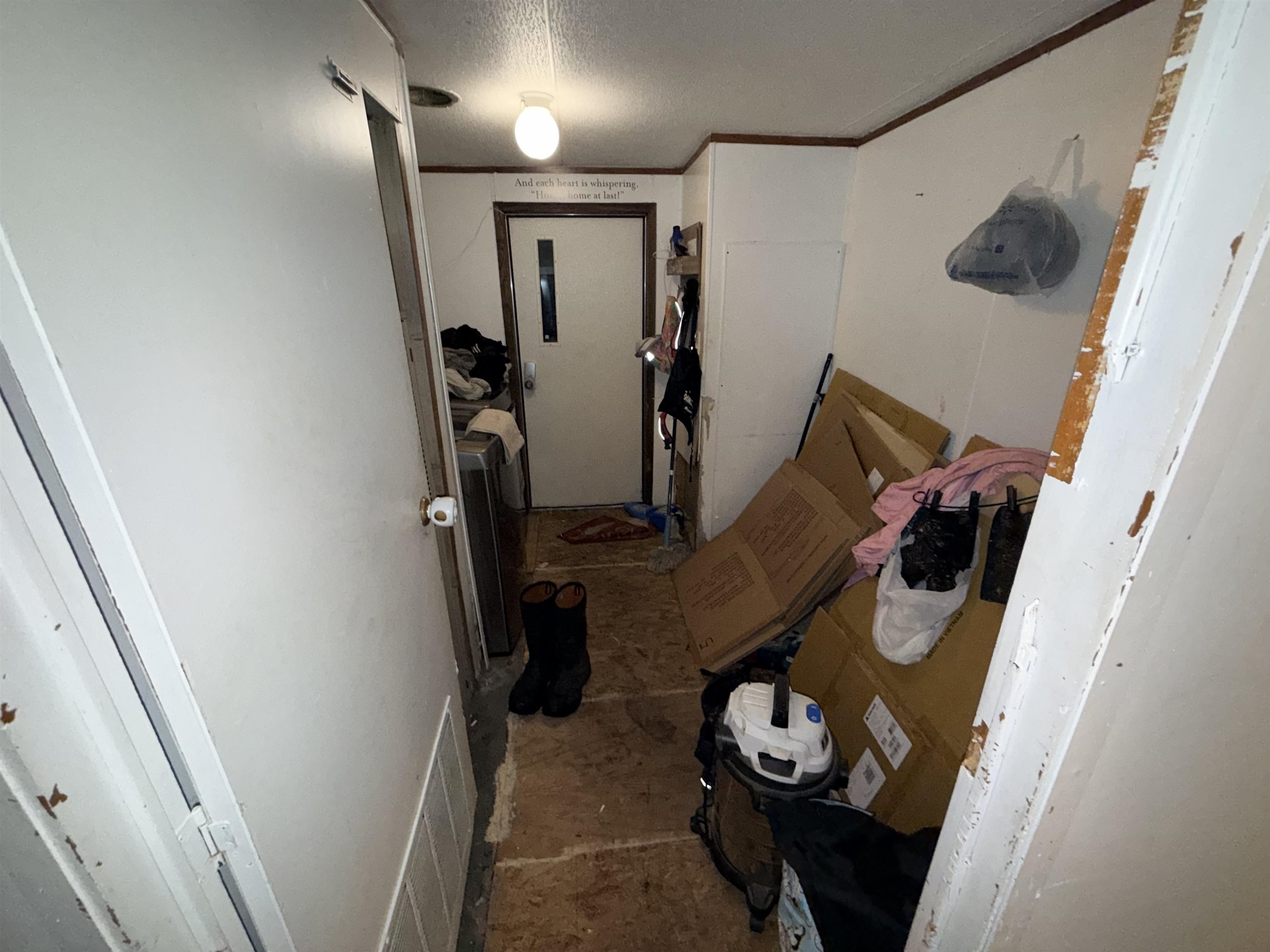 9 McCusker Place Claremont, NH 03743 - Photo 13 of 16