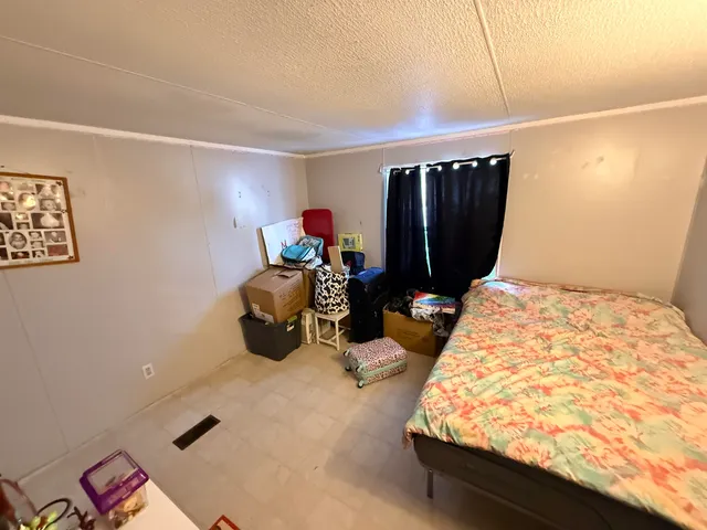 $69,000 | 9 McCusker Place, Claremont, NH 03743