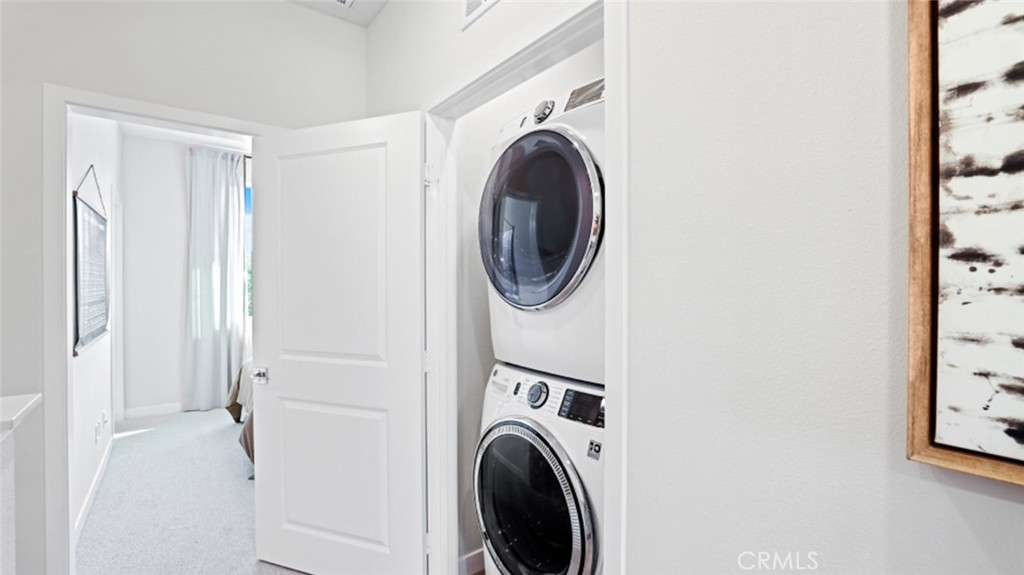 61 Harness Way Rancho Mission Viejo, CA 92694 - Photo 18 of 25 a utility room with dryer and washer