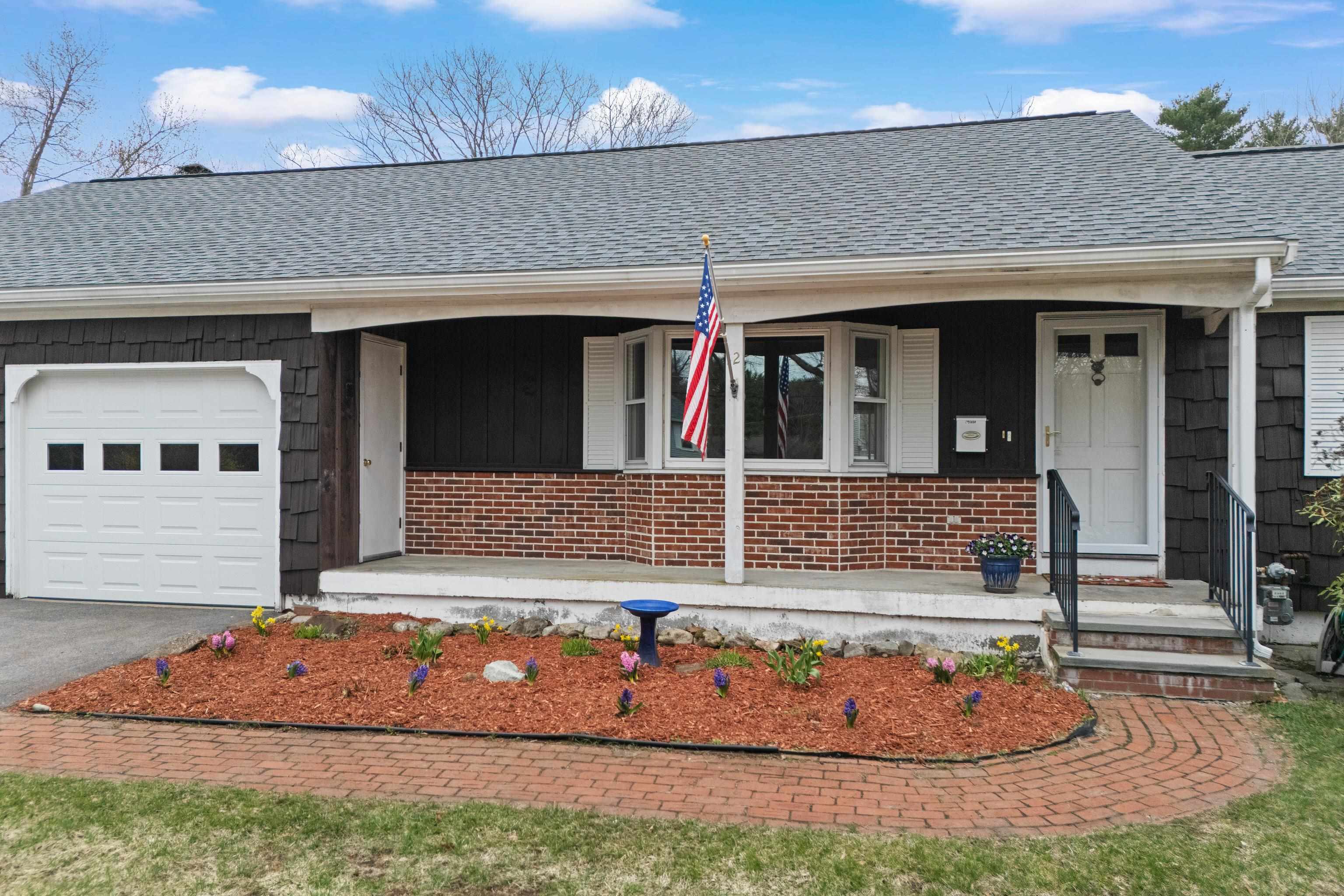 12 Colonial Circle Hampton, NH 03842 - Photo 4 of 51