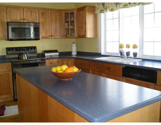 3 Amber Road Westminster, MA 01473 - Photo 5 of 24 Gallery Image 5
