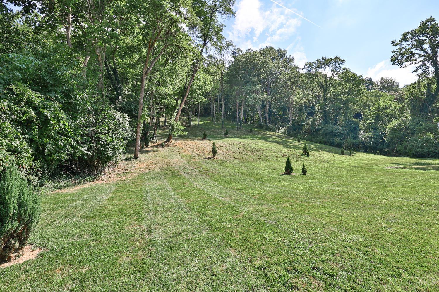 8410 Old Kellogg Road Cincinnati, OH 45255 - Photo 1 of 15
