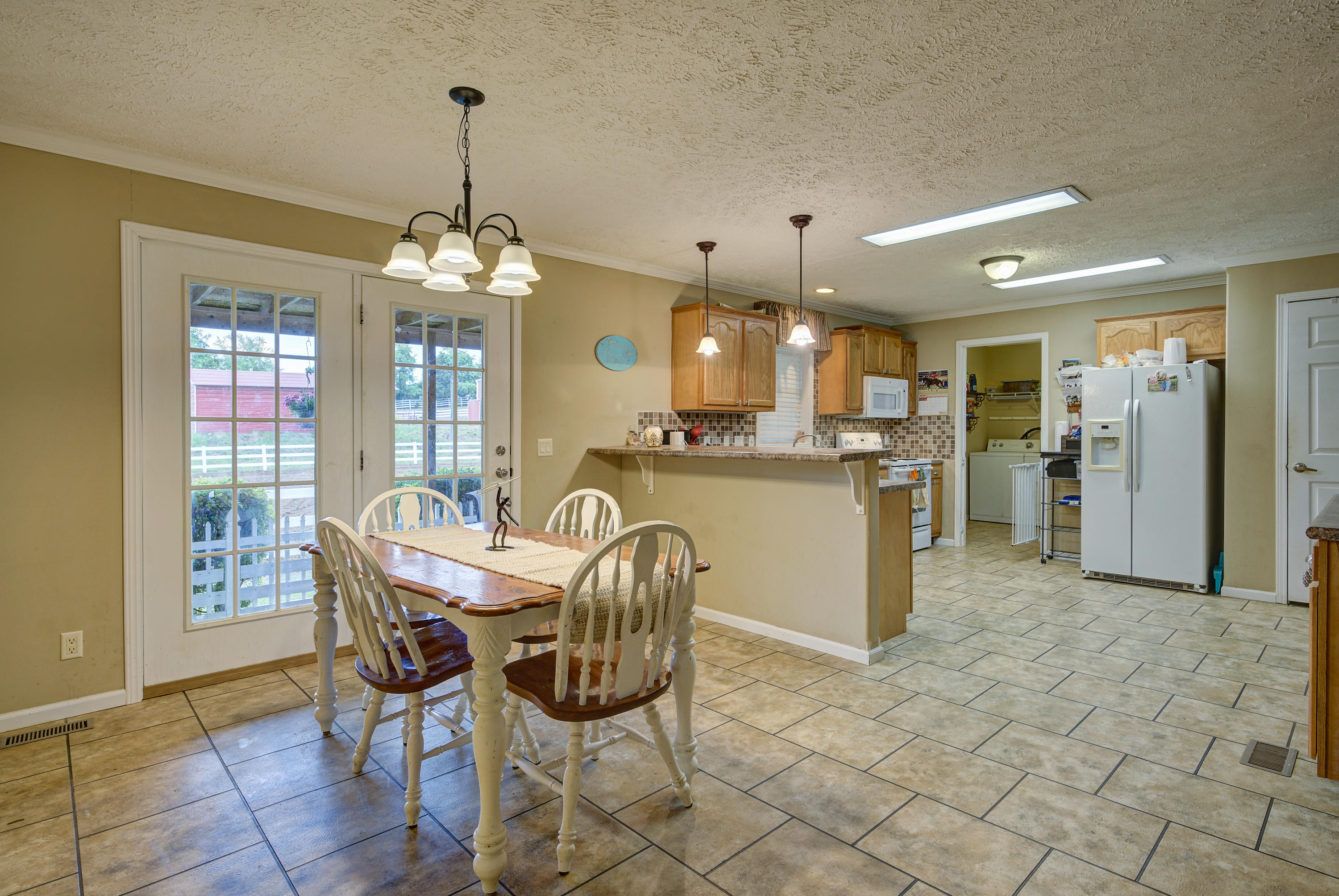 139 Cable Road Jonesborough, TN 37659 - Photo 14 of 47 Cable-Interior-22