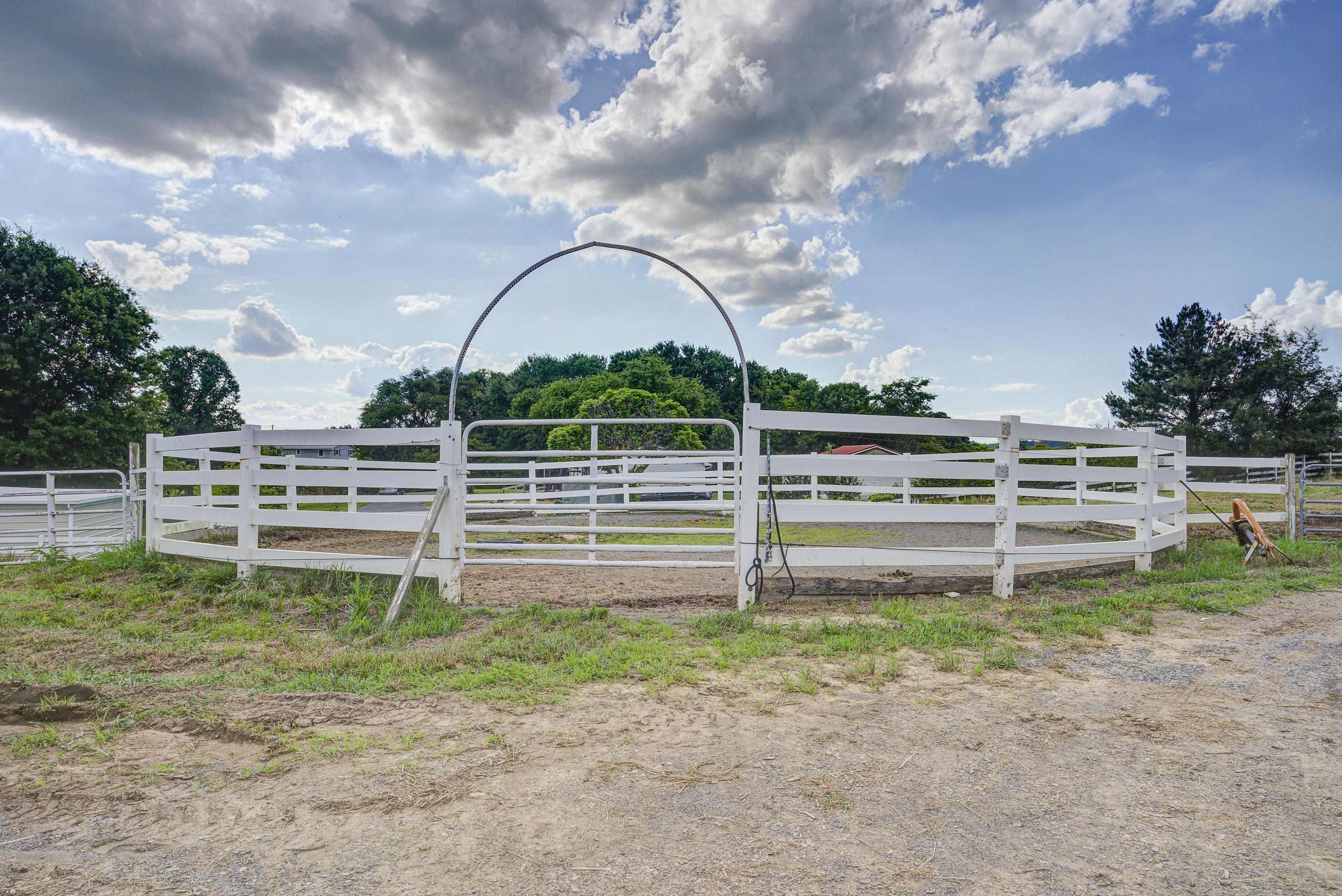 139 Cable Road Jonesborough, TN 37659 - Photo 28 of 47 CABLERD-EXTERIOR--6