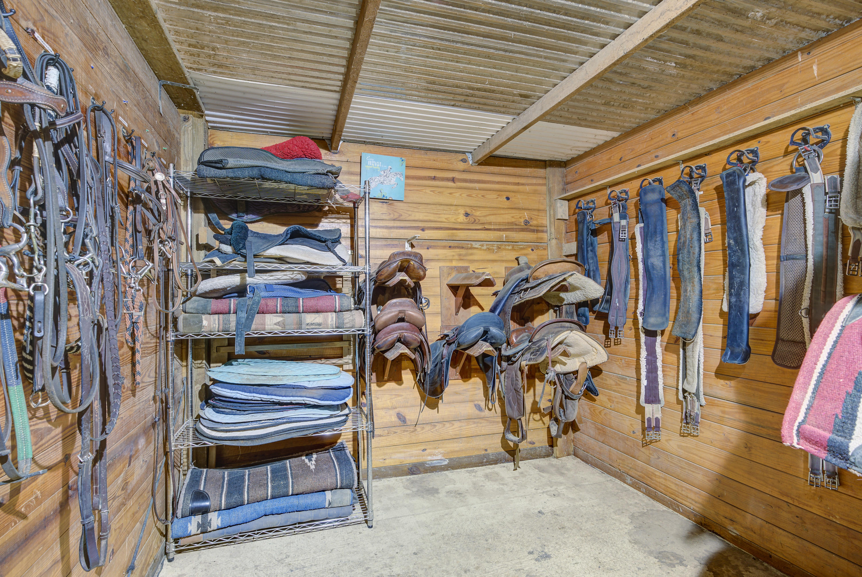 139 Cable Road Jonesborough, TN 37659 - Photo 43 of 47 Cable-Interior-32