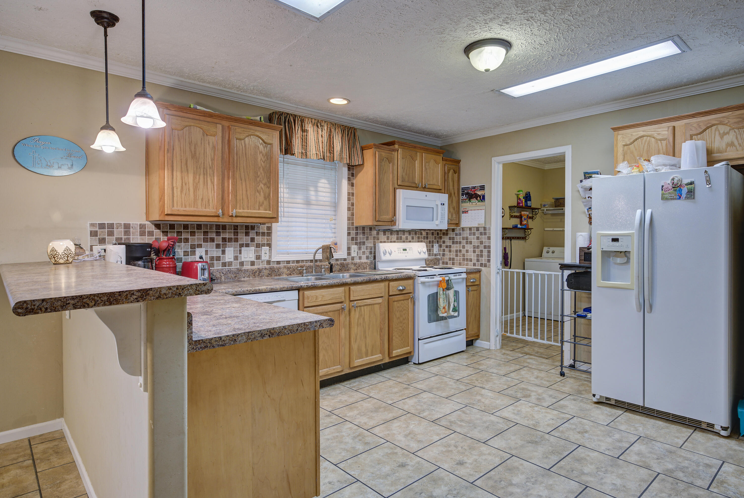 139 Cable Road Jonesborough, TN 37659 - Photo 6 of 47 Cable-Interior-4