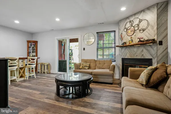 $240,000 | 7 Summit Court, Clementon, NJ 08021
