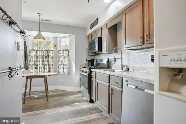 $240,000 | 7 Summit Court, Clementon, NJ 08021