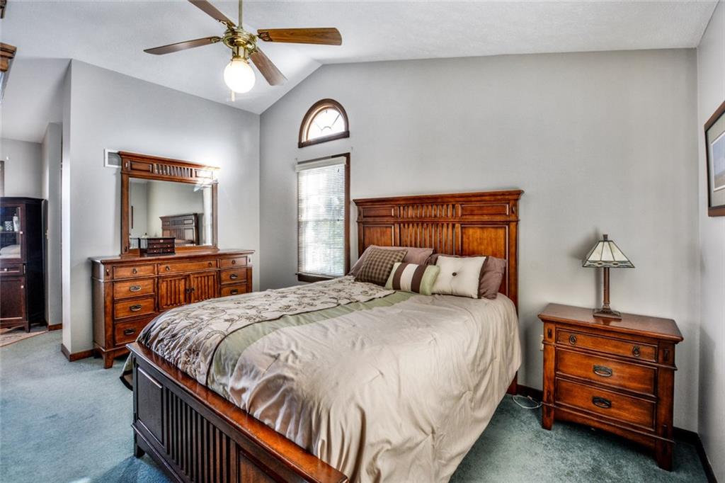 5099 West Harbison Road Pittsburgh, PA 15276 - Photo 9 of 20 First floor master!
